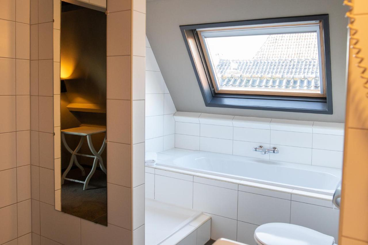 Yep! Slapen Bij De Sluis Bed & Breakfast Blokzijl Exterior photo
