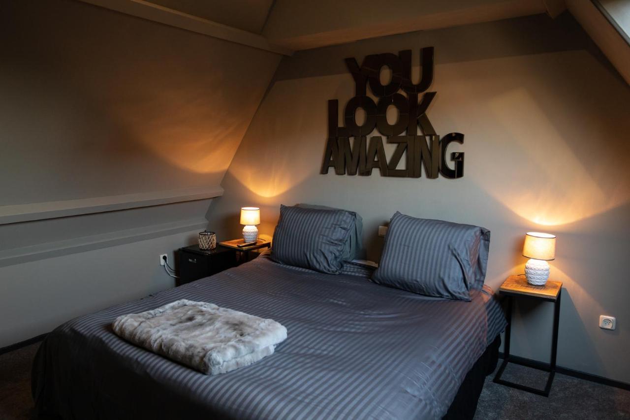 Yep! Slapen Bij De Sluis Bed & Breakfast Blokzijl Exterior photo